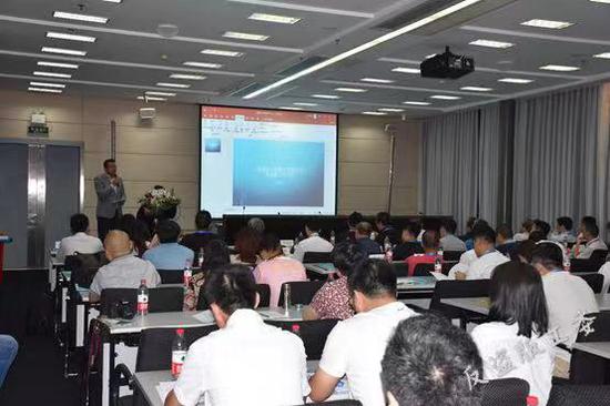 权保护贡献更多力量。