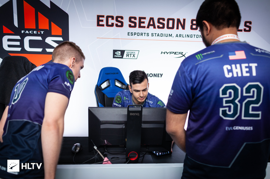 ECS S8：液体A队双双晋级，ECS首日冷门消失