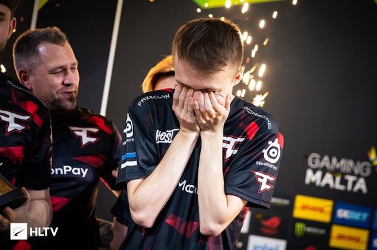 HLTV 2023年度最佳选手TOP3：ropz