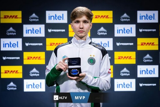 【蜗牛电竞】心火不熄 征途不停!m0NESY荣膺EPL S22 MVP【EV扑克小游戏官网】