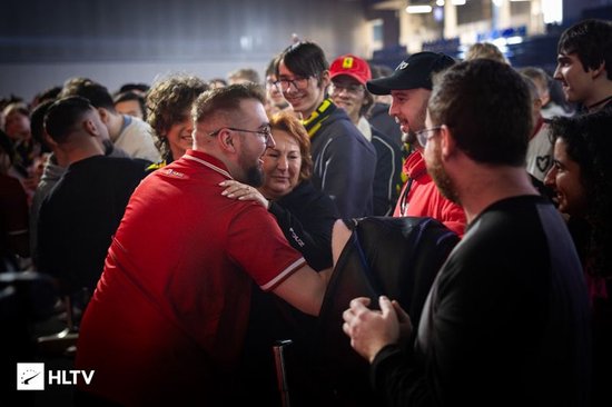 【蜗牛电竞】从教父归来到NiKo救赎:细数布达佩斯Major淘汰赛八大看点【EV扑克小游戏官网】