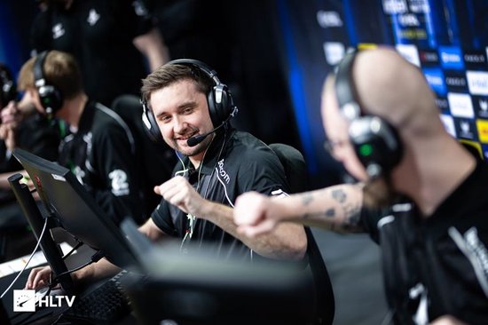 【蜗牛电竞】HooXi：国际阵容能让选手更专注于瞄准，ryu表现超出预期【EV扑克小游戏官网】