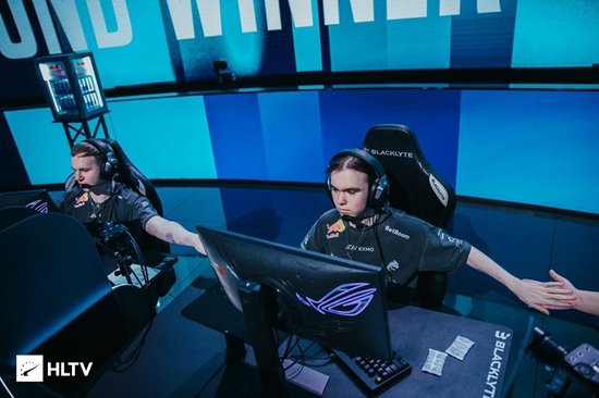 【蜗牛电竞】OD锐评鹿特丹小组赛：TYLOO值得表扬，FaZe的人就是混工资呗【EV扑克小游戏官网】