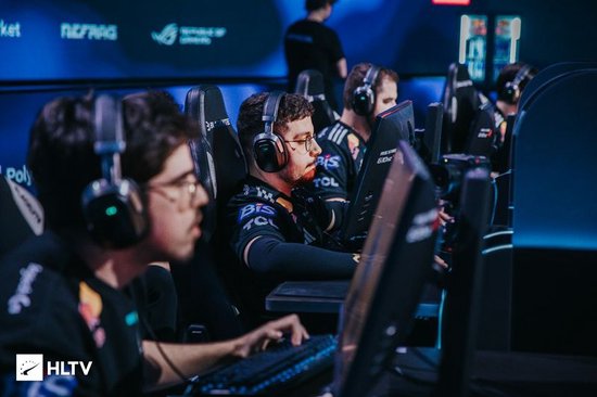 【蜗牛电竞】OD锐评鹿特丹小组赛：TYLOO值得表扬，FaZe的人就是混工资呗【EV扑克小游戏官网】