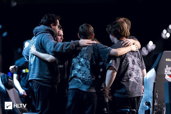 【蜗牛电竞】zweih:我终于摆脱了一直背负的压力,打出了真正的水平【EV扑克小游戏官网】