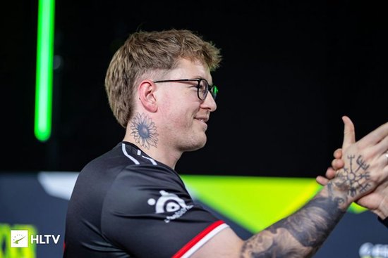 【蜗牛电竞】官宣：device正式加盟100 Thieves【EV扑克小游戏官网】