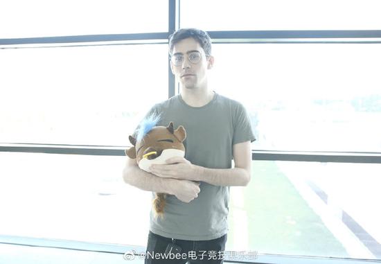 TI9战队巡礼：换皮入阵的一年，中美合拍的Newbee