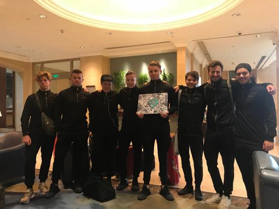 DOTA2超级Major队伍陆续抵达 今抽签分组