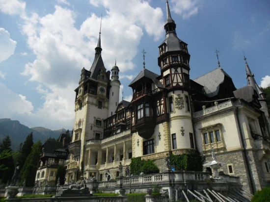 带您领略TI10邀请赛举办地罗马尼亚风光