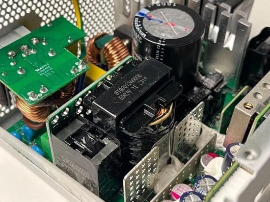 超高性价比,传家宝新选择! 耕升 星极破冰1000W电源深度评测(图12) 超高性价比,传家宝新选择! 耕升 星极破冰1000W电源深度评测(图12)