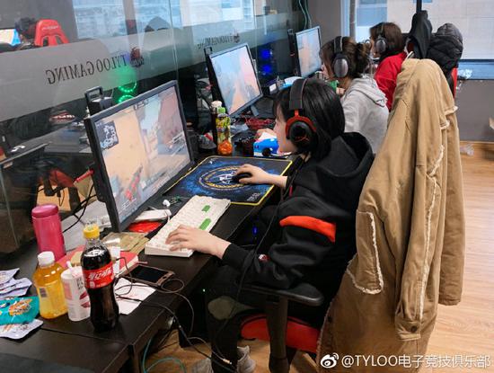 出师不利 WESG小组赛TyLoo女队0-2不敌carnage