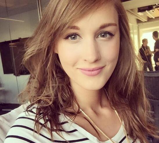 走近拳头女神Sjokz 知性优雅的LOL主持