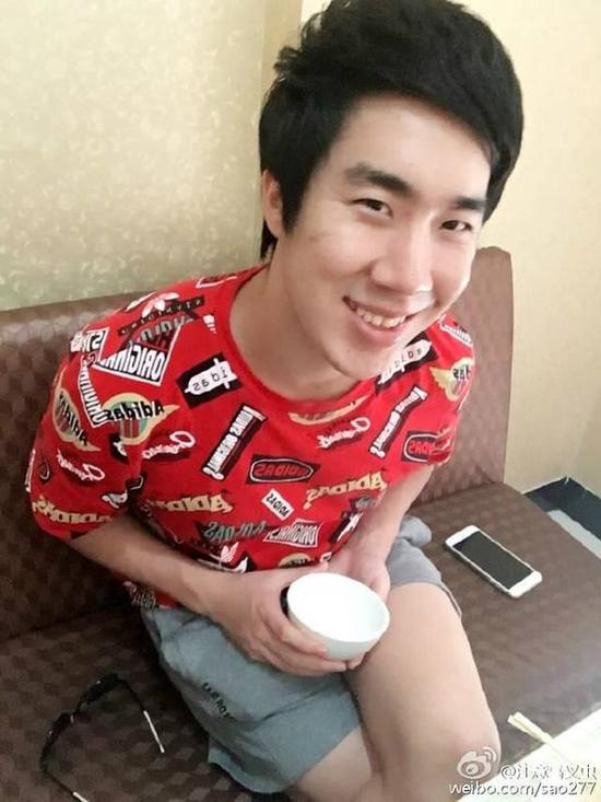 Miss三年一亿排第二 LOL十大知名主播身价排