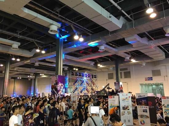 Dota2总决赛Tongfu3:2逆转IG夺冠 神秘人物现