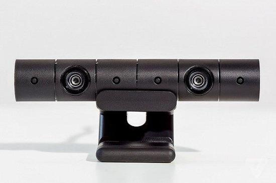 PS VR:售价2999元,分辨率较低,戴眼镜也可用