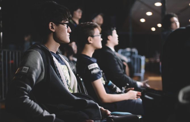 Karsa回答有机会的话想出去闯闯看