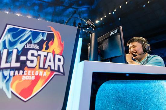 Uzi获全明星SOLO赛冠军采访:很久没夺冠了-新