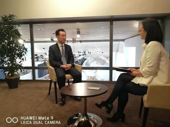 王健林:不想成为网红 但非常看好直播行业的未