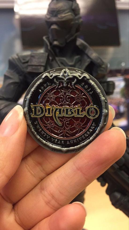  Blizzard employee benefits: exclusive commemorative coin for employees of the 20th Anniversary of Diablo