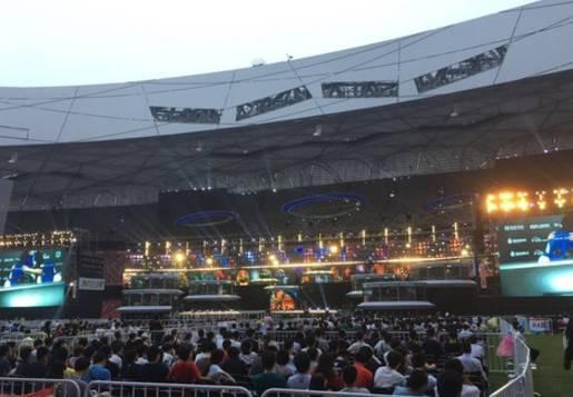 鸟巢里的电竞比赛NEA2016