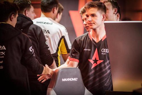 QゃRҪھ±ِ(du)G2 Esportsゃ(du)ʲôڴ