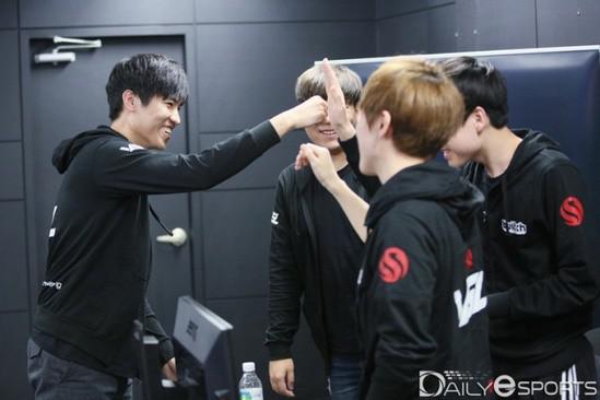 火猫独播星际二VSL 输本又?叒叕夺亚了!