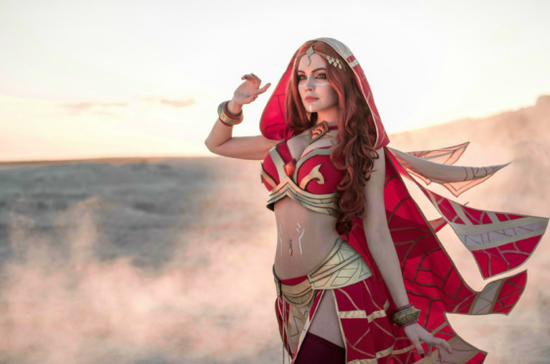 DOTA2国外美女COS火女 神级还原纵火少女-