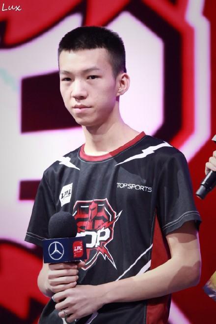 也希望Top战队能继续成长下去,打出自己的风采!