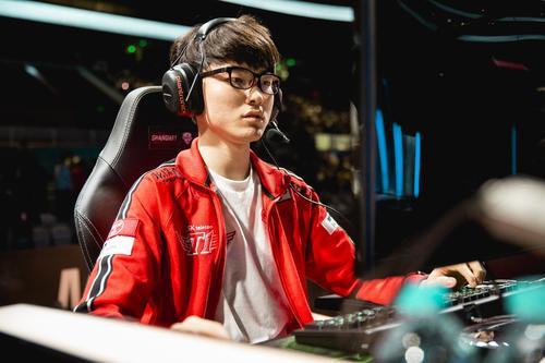 ýFaker S5۷»