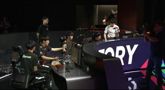 GRF̫��ʵ�ˣ�17���ϵ����������վ��� Ӯ��ֱ����Cλ