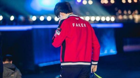 ýFaker S5۷»