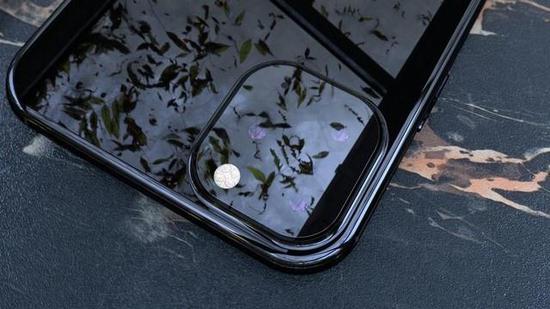 ͷǳ iPhone 11ع⣿