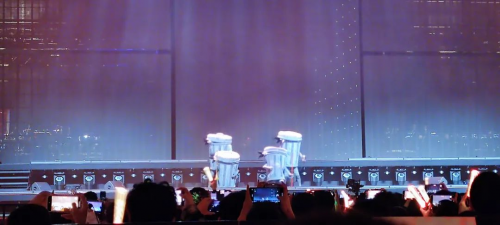 刚满周岁的《星铁》,为什么决定烧钱让玩家“爽”?