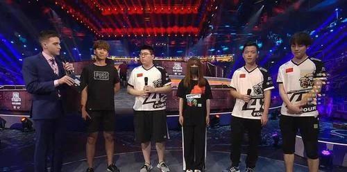 绝地求生PGI韦神带蜜蜂仔慈善赛吃鸡 虐爆单身狗