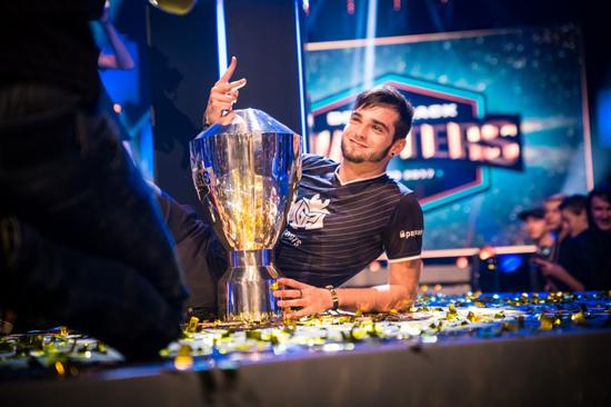 L(zhng) (gu)(zhn)(du)G2EnVyUs2017