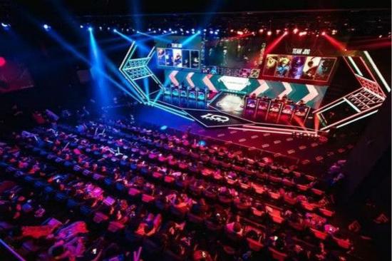 LPL为LGD主场导入了初期巨大的流量