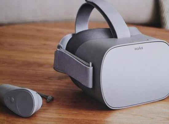 OculusGo摒弃了线缆以及对于电脑和手机的依赖
