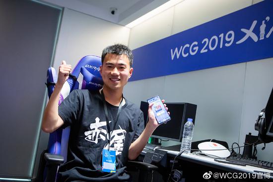 ����ս���й�ѡ�ֲɷô󹫿�