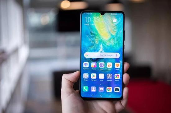 ��Ϊ�׿�5G�ֻ�Mate 20 X��ʽ���У�Լ6600Ԫ ���а�26���Ƴ�