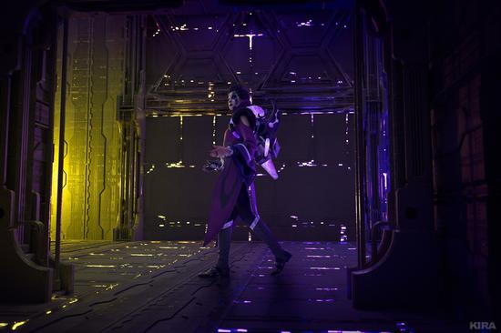 ����˹��ŮCOS�������ȷ桷Ī���� ���а����ԭ