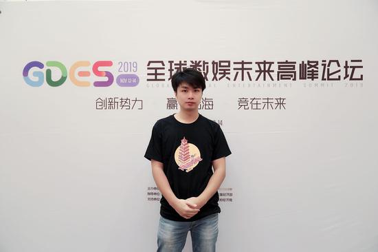 WCG双冠王、中国电竞第一人李晓峰