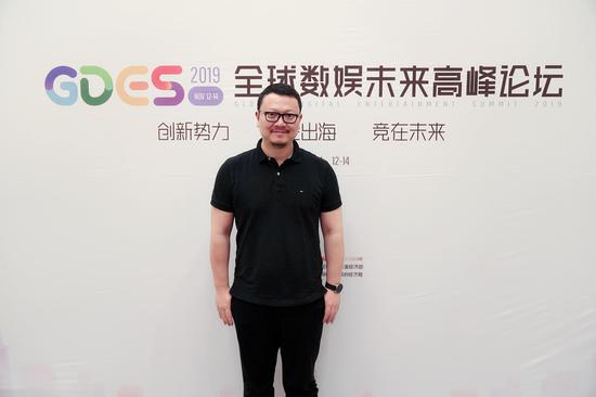 上海映霸文化传播有限公司联合创始人董事周凌翔