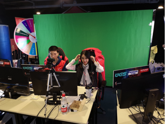 <a href=//www.doktorwear.com/t/hearthstone/ target=_blank class=infotextkey>¯ʯ</a>˵ ˵Ա