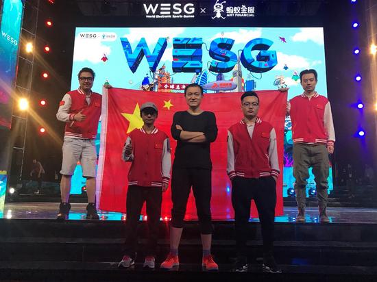 PES官方解说王涛在WESG全球总决赛亮相