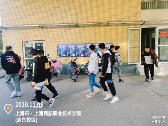 见证高校电竞新气象，WUCG联合口味王开拓入校新玩法！