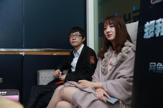 联众扑克世界跨界携手伍声2009