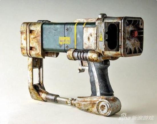 3D打印《辐射4》“镭射手枪”
