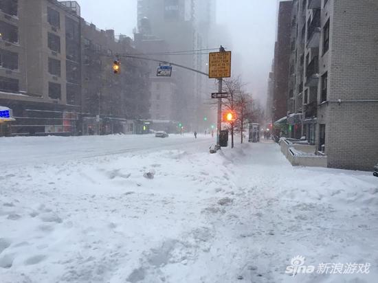 全境封锁也玩现实版 暴风雪下不缩水的曼哈顿