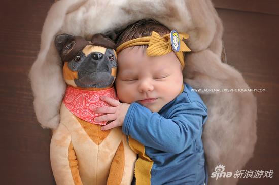 最年轻的Coser 8天大小北鼻Cos《辐射4》 萌出翔