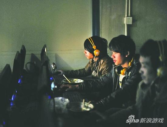 16岁男孩扬言打拼事业 最终却栽在了网吧_八